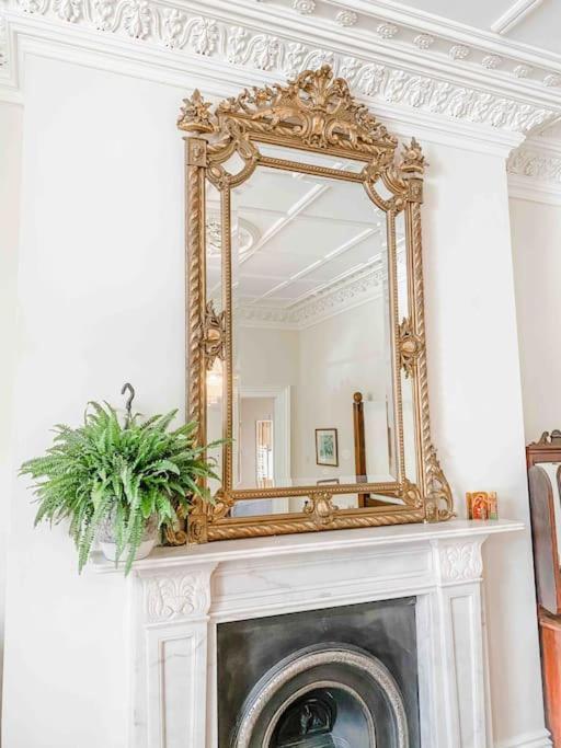 Ferienwohnung Luxurious Victorian, A Few Minutes From The Beach - Sleeps 2 Adults And Up To 3 Children St Leonards-on-Sea Exterior foto