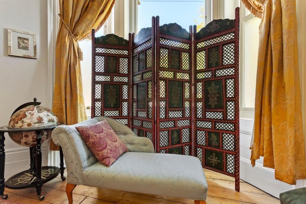 Ferienwohnung Luxurious Victorian, A Few Minutes From The Beach - Sleeps 2 Adults And Up To 3 Children St Leonards-on-Sea Exterior foto